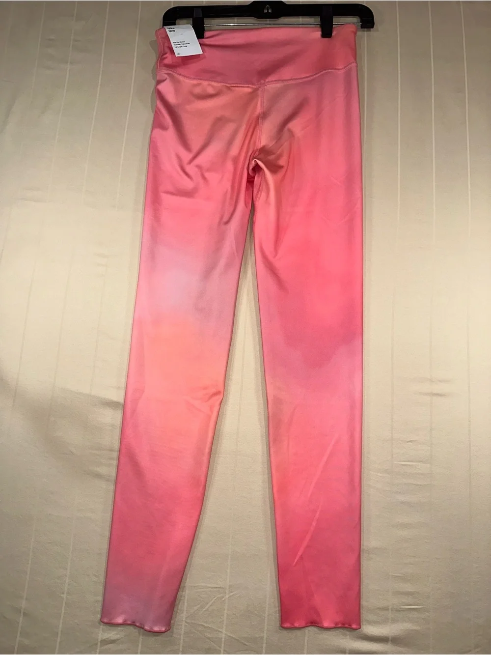 NWT Nike One Girls Dri-FIT Printed Training Tights Leggings Pink Ombre XL